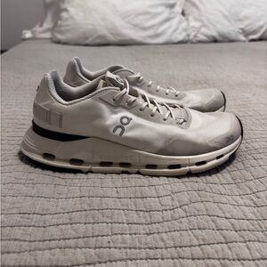 On Running Womens Cloud Nova shoes 8.5